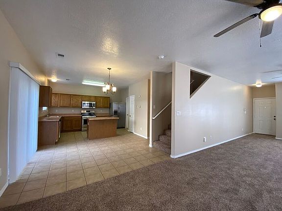 4th image of 10851 Como Dr NW