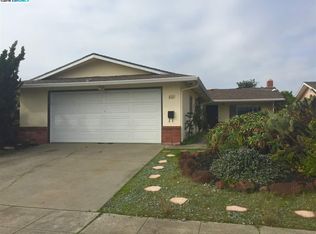 421 Sunset Rd, Alameda, CA 94501