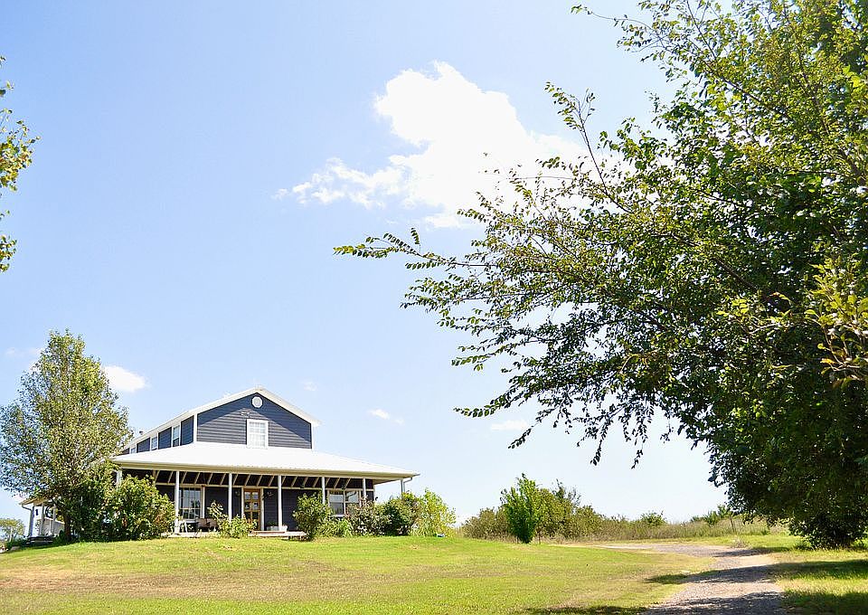 View facing SE