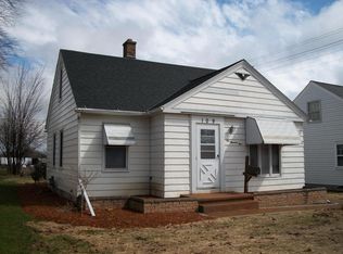 109 East Ave, West Bend, WI 53095