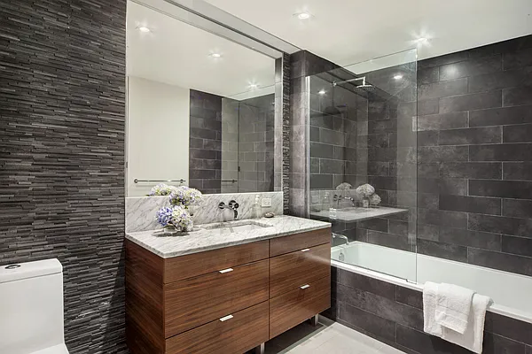 Sold by Compass | media 7