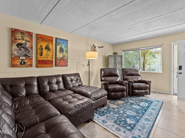 90 W Yavapai Street #10, Wickenburg, AZ 85390