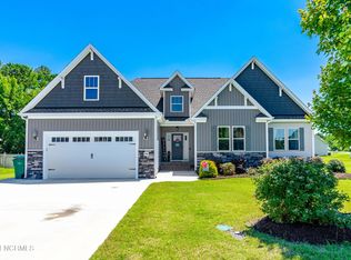 106 Woolrich Dr, Kenly, NC 27542