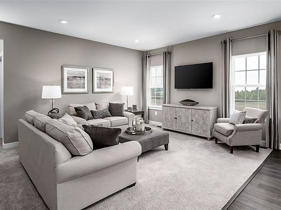 5th image of 9275 Preserve Way