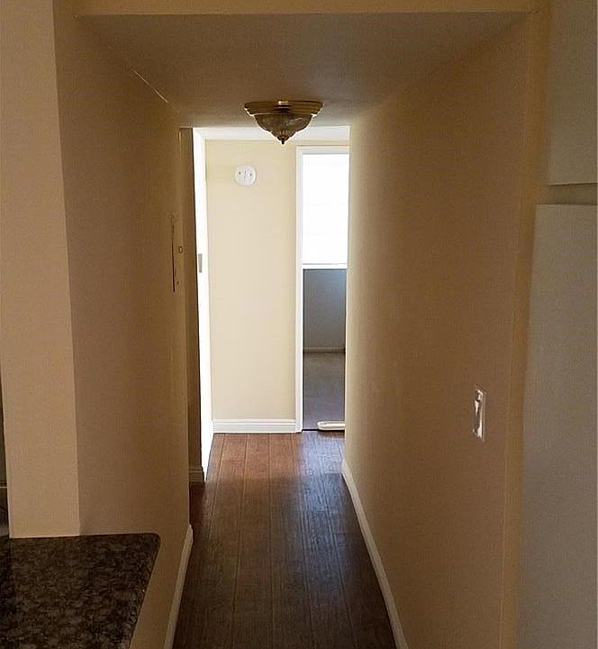 1st image of 18620 Hatteras St Unit 241