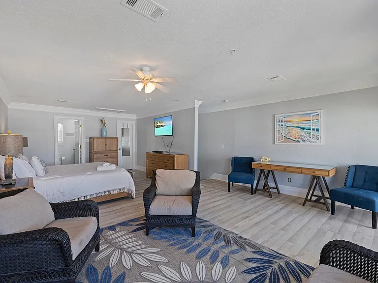 3rd Floor Master Bedroom