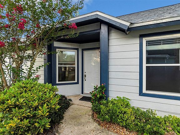 4th image of 170 Clear Lake Cir