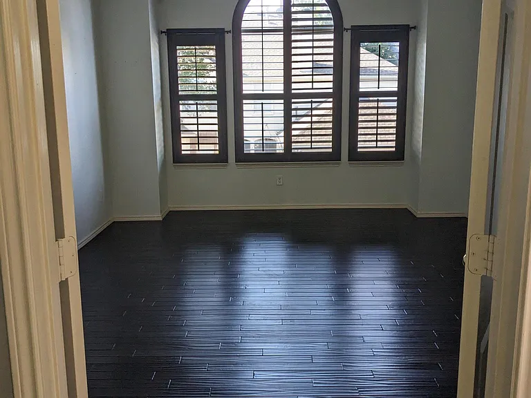 5001 Highlands Dr — Photo 21