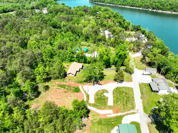 427 Hardwick Rd, Bronston, KY 42518