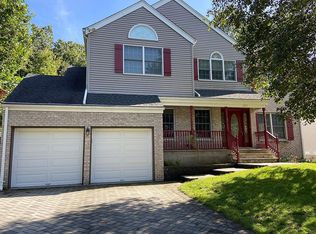 157 Geiger Dr, River Vale, NJ 07675