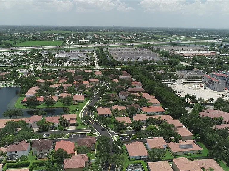 16241 Opal Creek Dr — Photo 25