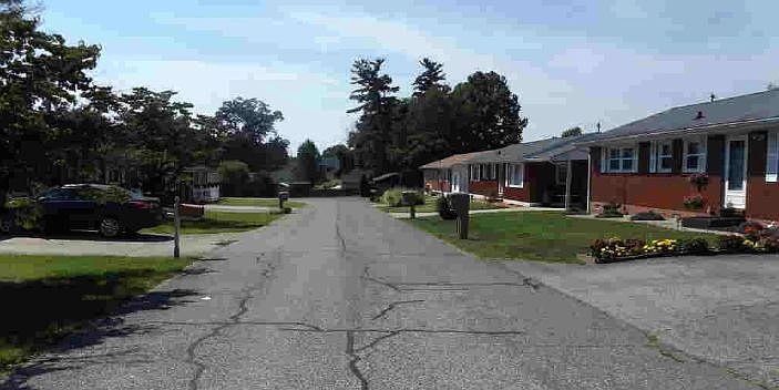 2nd image of 930 Brenda Sue Dr