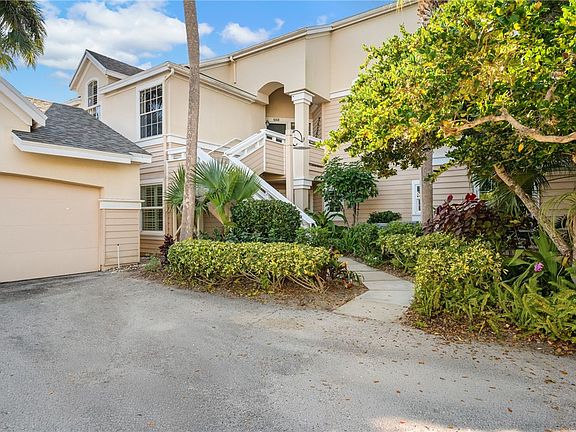 3rd image of 8725 Lakeside Blvd APT 301