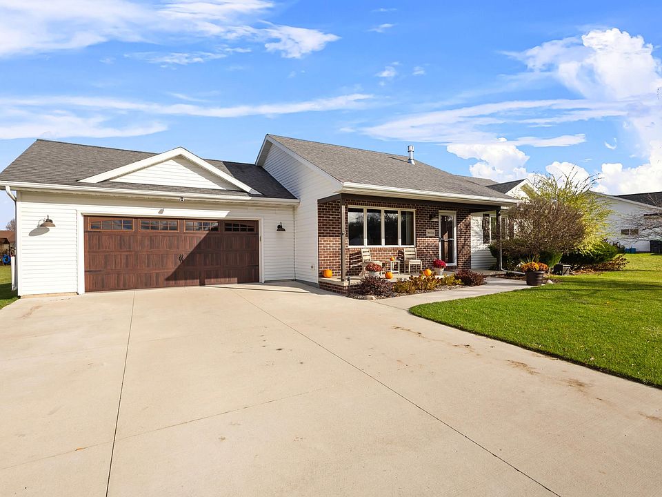 1st image of W4734 Castle Dr