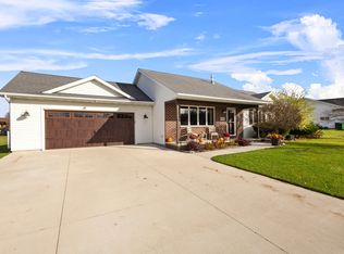 W4734 Castle Dr, SHERWOOD, WI 54169