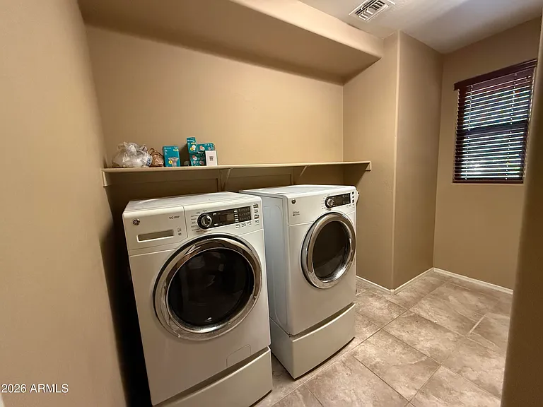 3594 E Gary Way — Photo 14