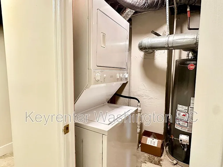 1528 8th St NW — Photo 35