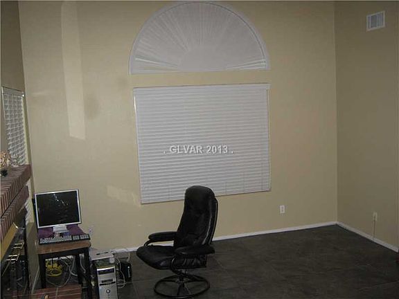 4th image of 1515 Plain Sight Ave