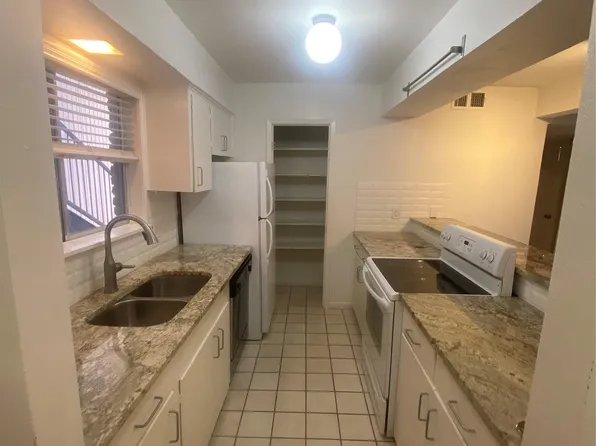 2208 Enfield Rd #10500, Austin, TX 78703