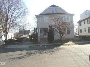 578-580 N Summerfield Ave, Bridgeport, CT 06610
