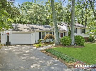 16 Saint Andrews Rd, Severna Park, MD 21146