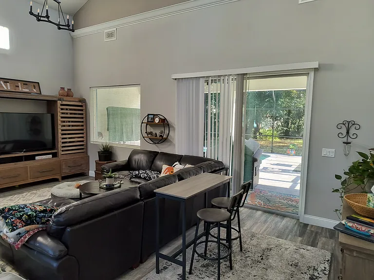 32 Wentworth Ln — Photo 14