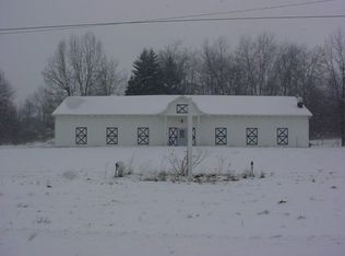 3390 Beck Rd, Hillsdale, MI 49242