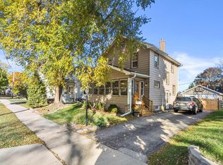 953 Genesee St, Waukesha, WI 53186