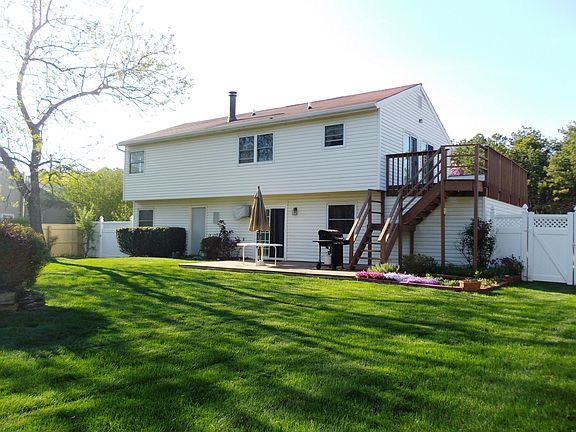 3rd image of 324 Southaven Ave