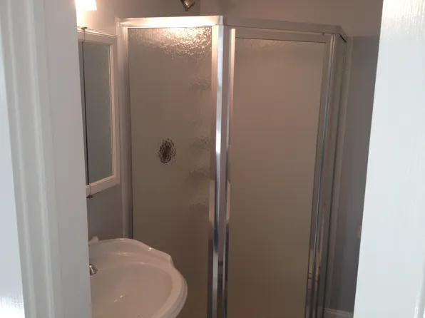 307 Neville St, Perth Amboy, NJ 08861