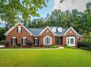 145 Oakhurst Leaf Dr, Milton, GA 30004