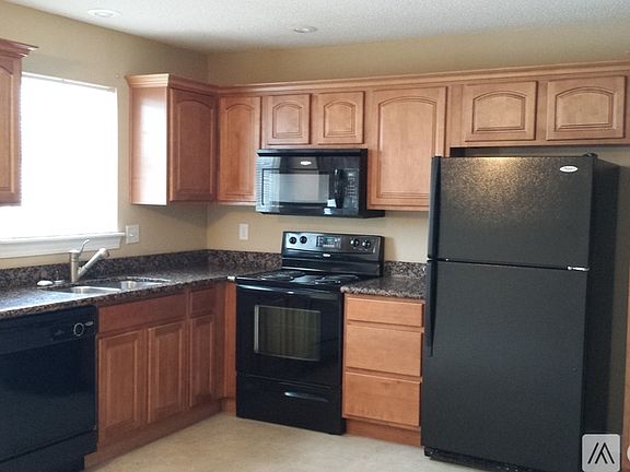 2nd image of 9027 SW Gala Dr #9023