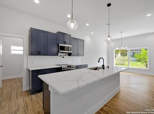 102 George Erath, Blanco, TX 78606