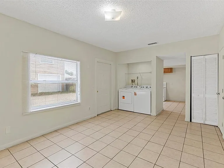 2788 41st Ave N #A-B — Photo 15