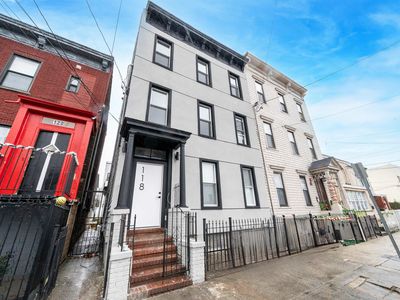 118 Van Horne St, Jersey City, NJ, 07304