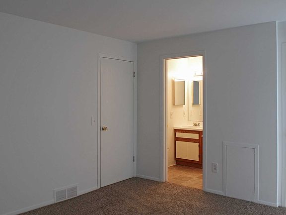 5th image of 9321 Harbor Cove Cir #206bce71e