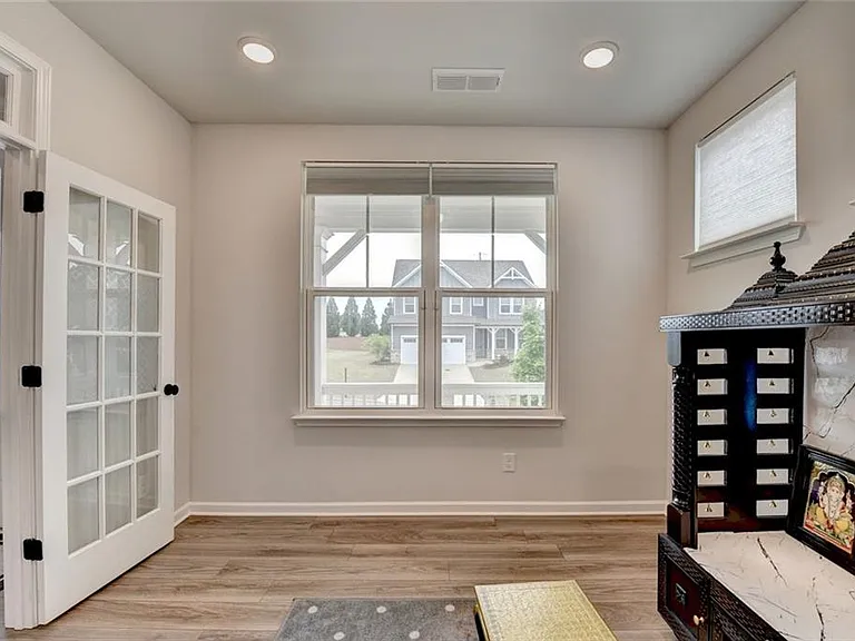 4665 Shipley Ave — Photo 12