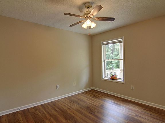 4th image of 1850 Cedar Shoals Dr