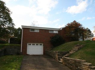 3403 E Stag Dr, Gibsonia, PA