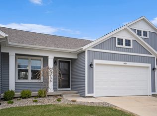 1430 N Village Cir, Kalamazoo, MI 49009