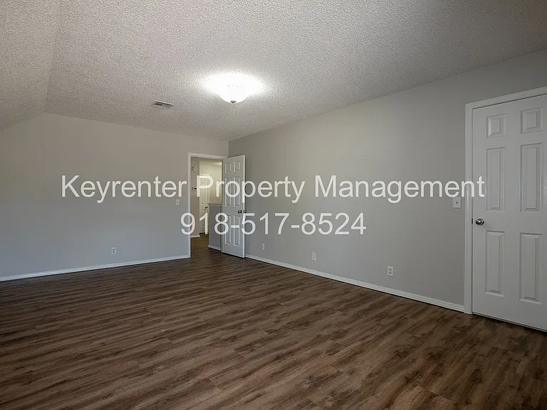 9504 E 99th Pl — Photo 34
