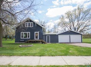 205 E 6th St, Colton, SD 57018