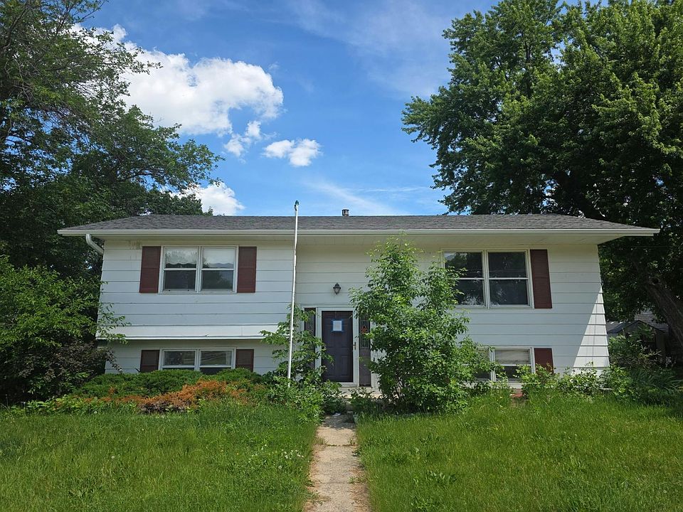 1st image of 1020 9th St NW