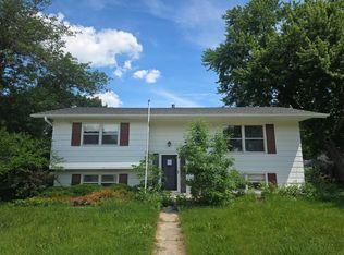 1020 9th St NW, Mason City, IA 50401