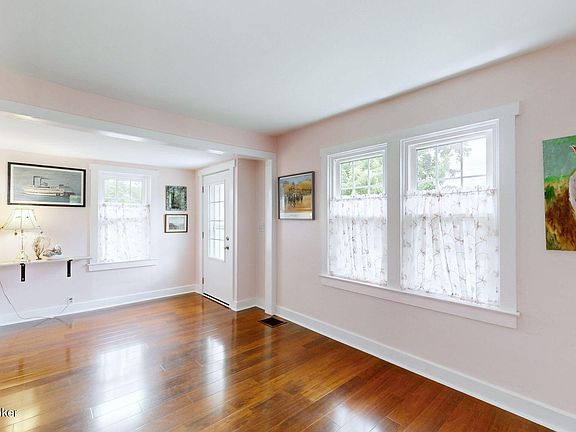4th image of 605 Fountain Ave