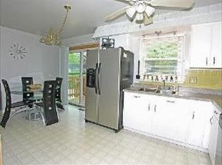 207 Timber Trl, Streamwood, IL 60107