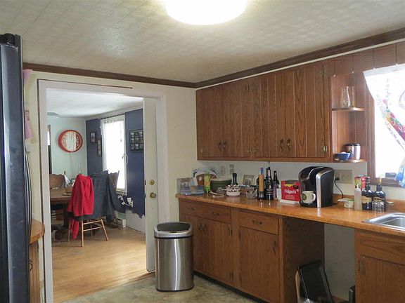 5th image of 2 Lincoln Dr