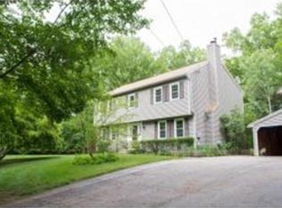 7 Glenwood Dr, Litchfield, NH 03052