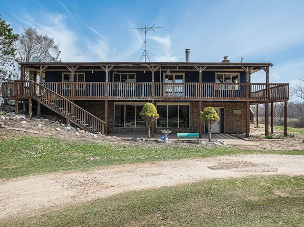 17071 63rd St, Bangor, MI 49013