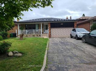 2379 Hensall St, Mississauga, ON L5A 2T1